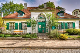Galeria Dworek Sierakowskich 