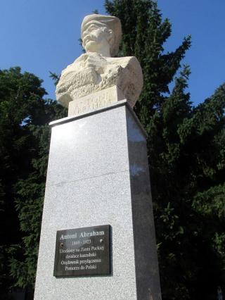 Pomnik Antoniego Abrahama